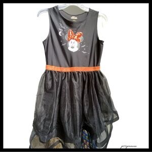 Disney Junior dress size 14-16 young girls but fits woman’s size small